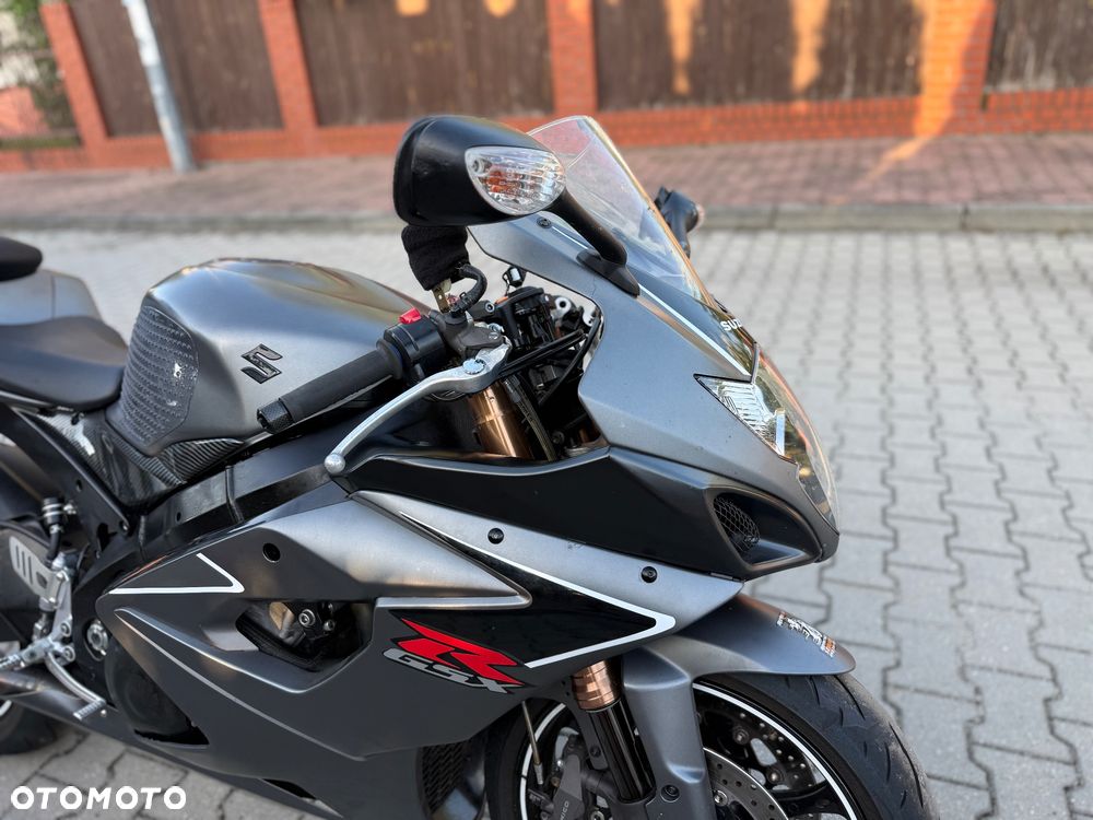 Suzuki GSX-R - 4