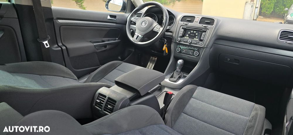 VOLKSWAGEN Golf 2012 — imagine 12
