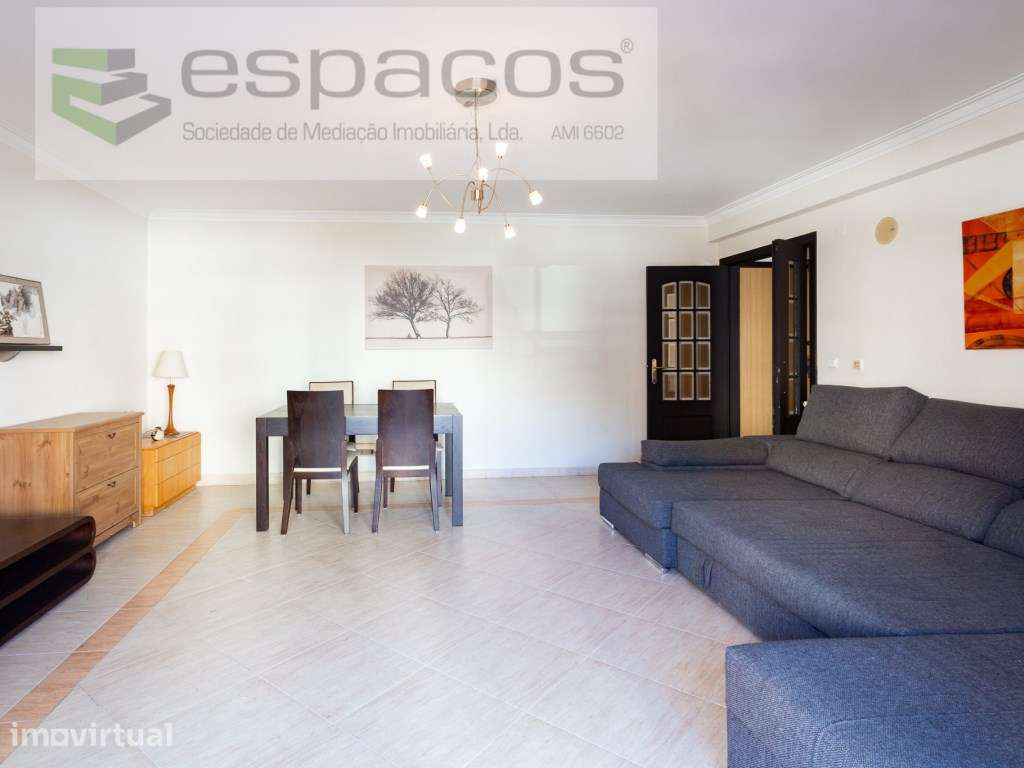 Apartamento T2 com Varanda e arrecadação, Centro Queluz - Grande imagem: 2/21