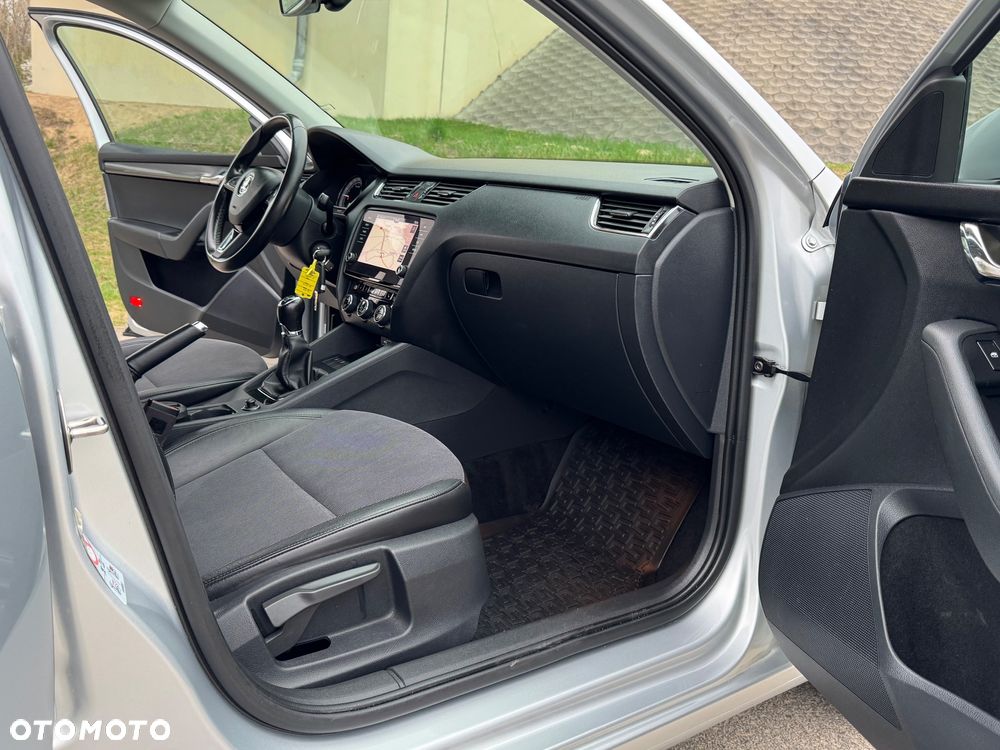 Skoda Octavia 2.0 TDI Soleil - 30