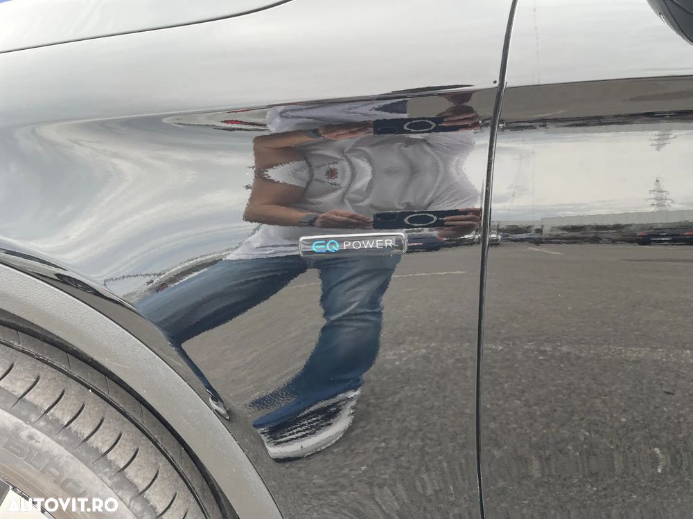 Mercedes-Benz GLC - 32