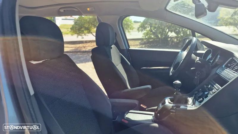 Peugeot 5008 1.6 HDi 7L Allure - 13
