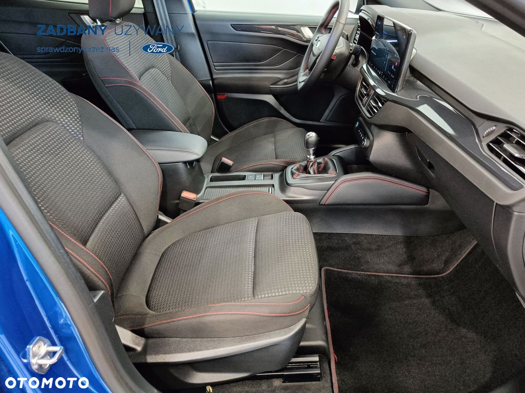 Ford Focus 1.0 EcoBoost ST-Line X - 12