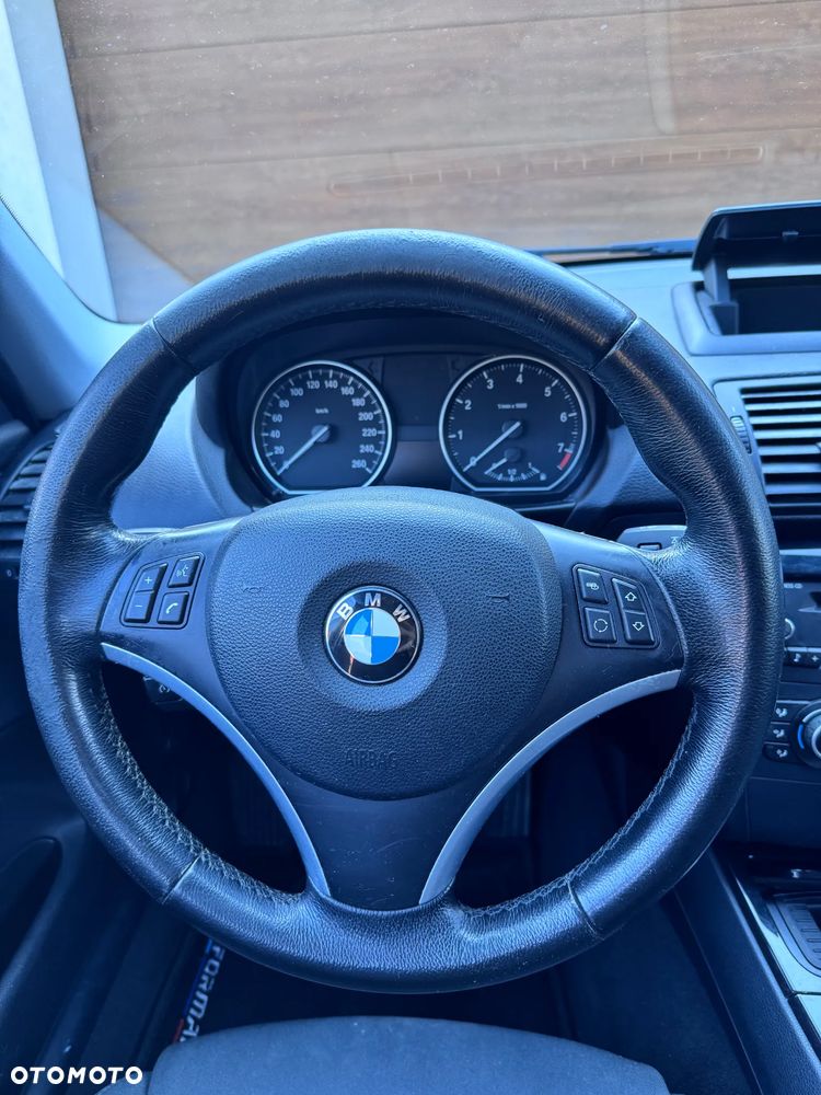 BMW Seria 1 - 12