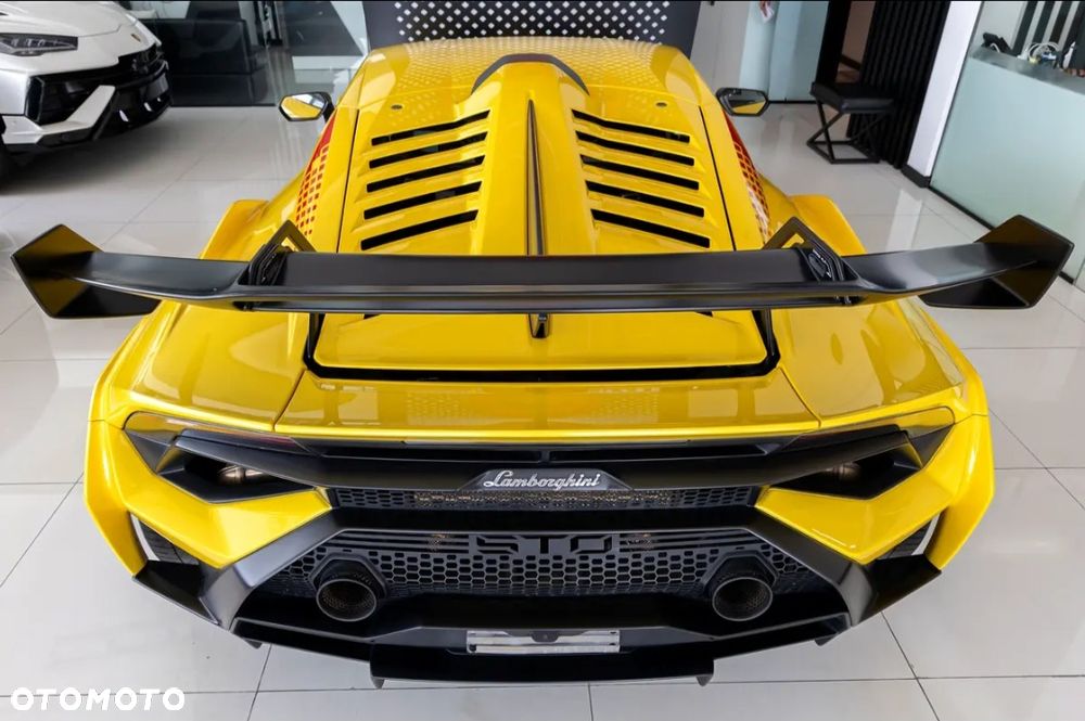 Lamborghini Huracan - 17