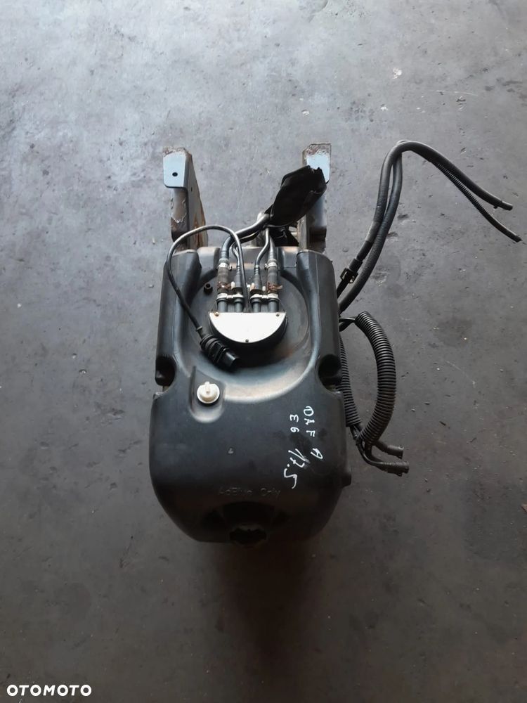 ZBIORNIK ADBLUE DAF LF 44 55 EURO 6 17.5 - 1