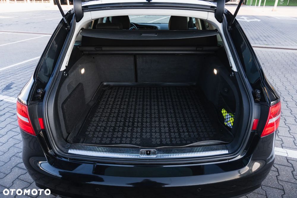 Audi A4 Avant 2.0 TDI DPF Attraction - 10