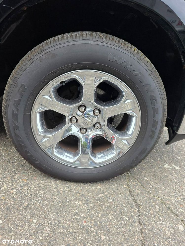 RAM 1500 - 38