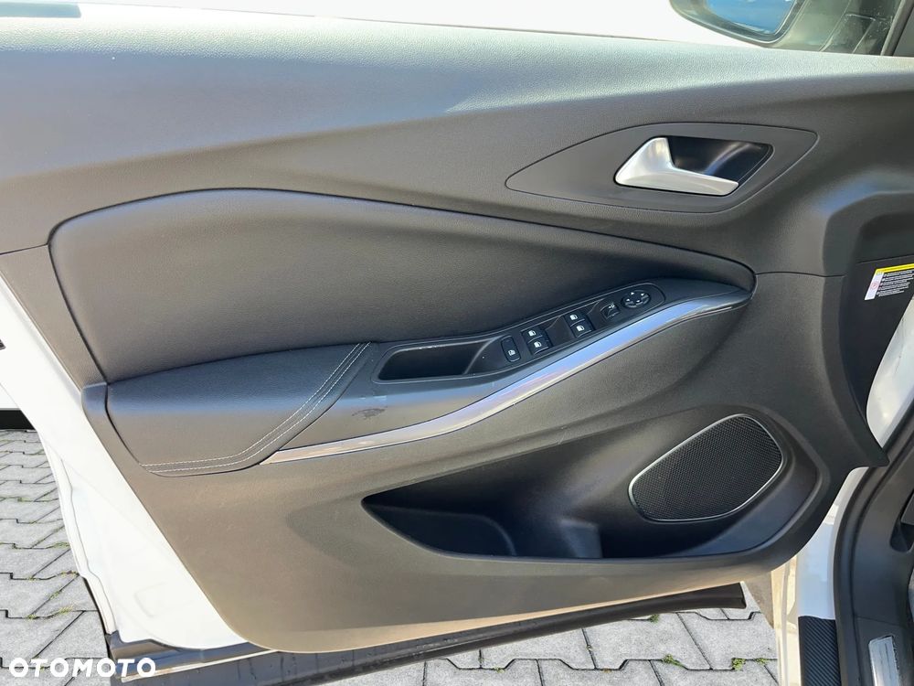 Opel Grandland X 1.2 T GPF Elite S&S - 11