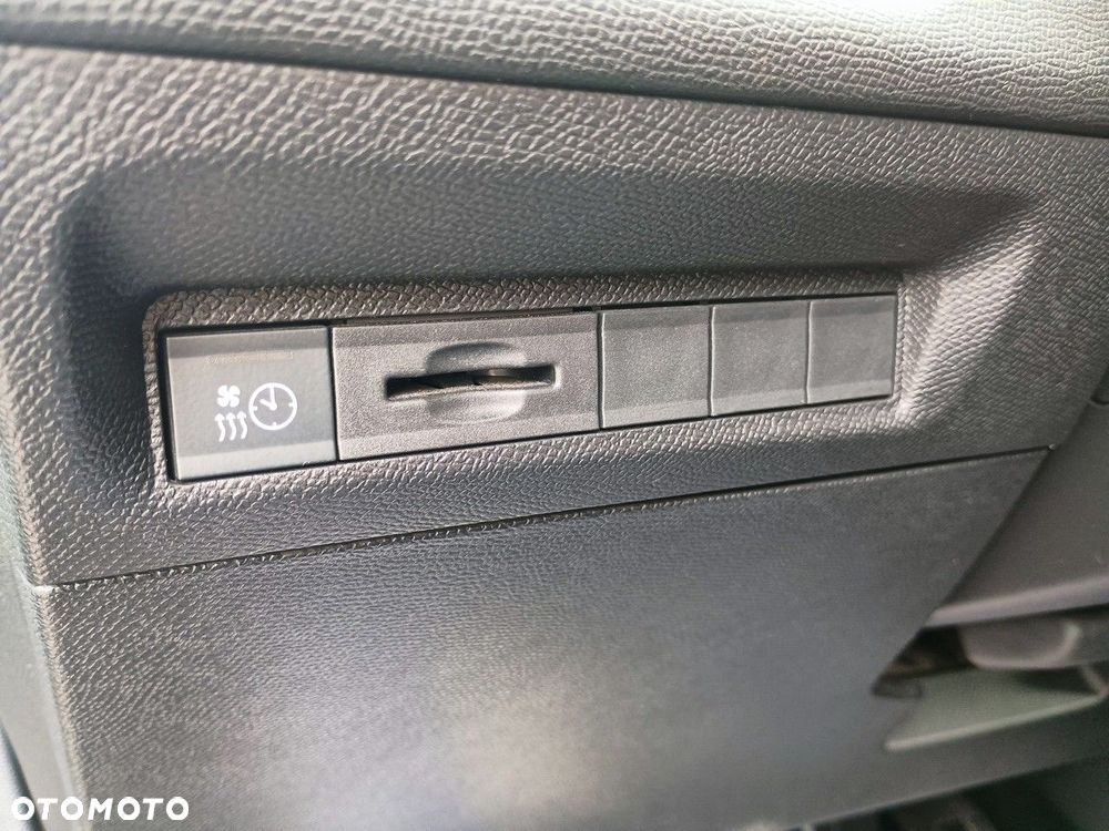 Peugeot 308 - 19