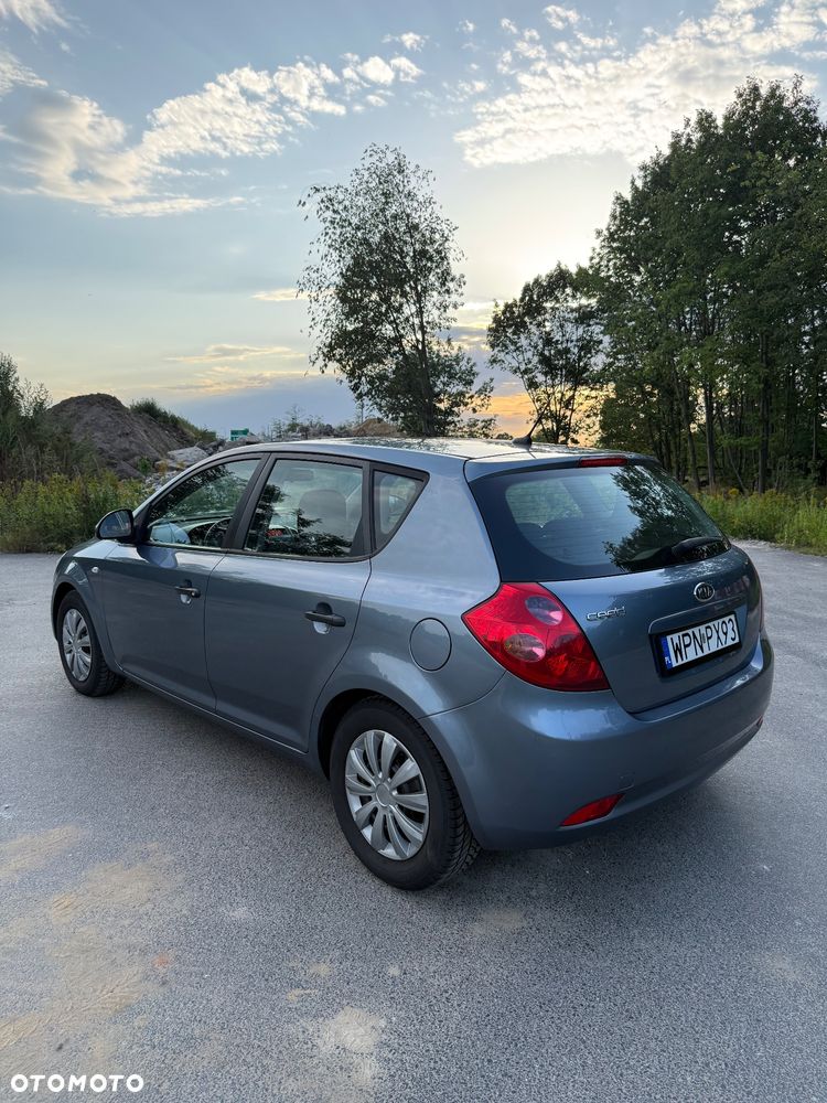 Kia Ceed 1.4 CVVT LX - 3