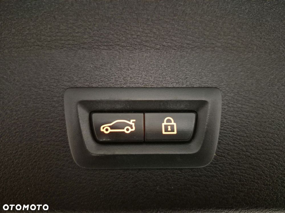 BMW X1 sDrive18d Advantage - 19