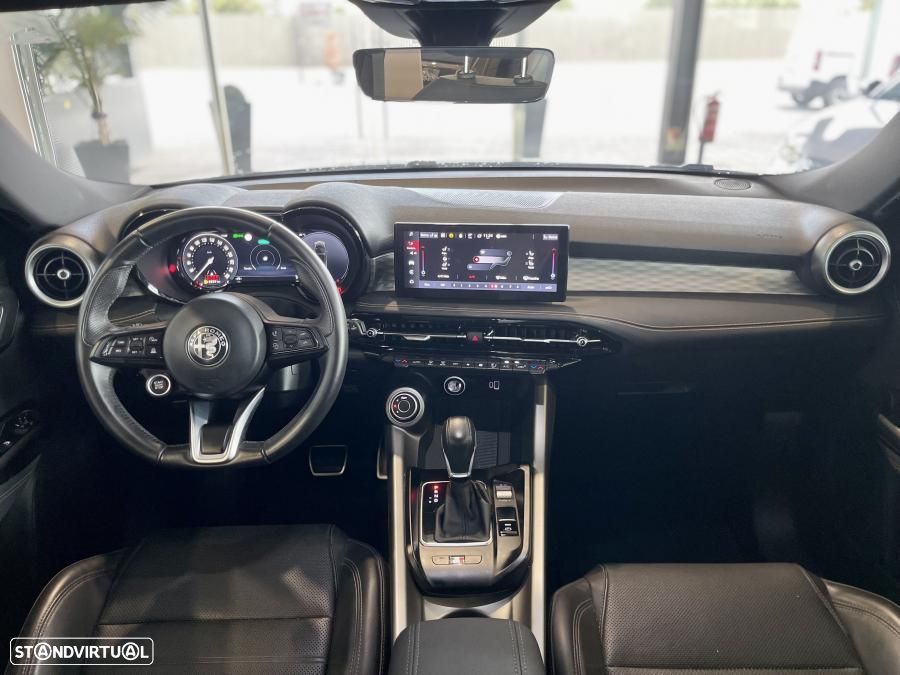 Alfa Romeo Tonale 1.5 Hybrid Intensa - 30