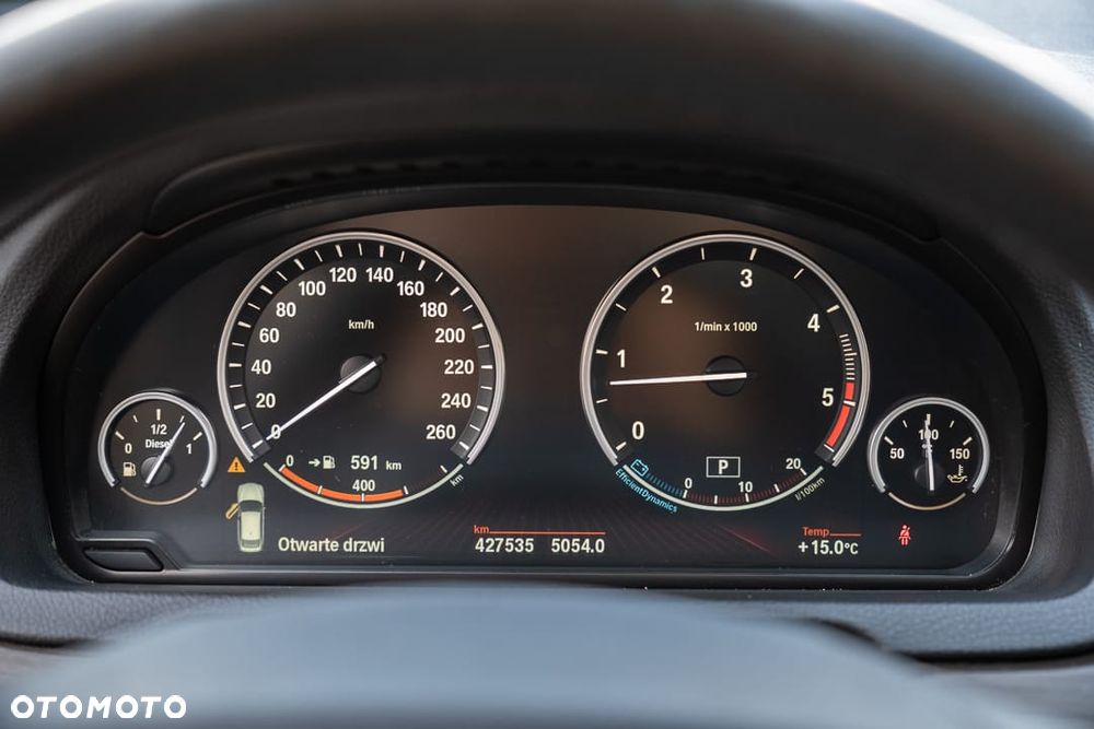 BMW 5GT - 18