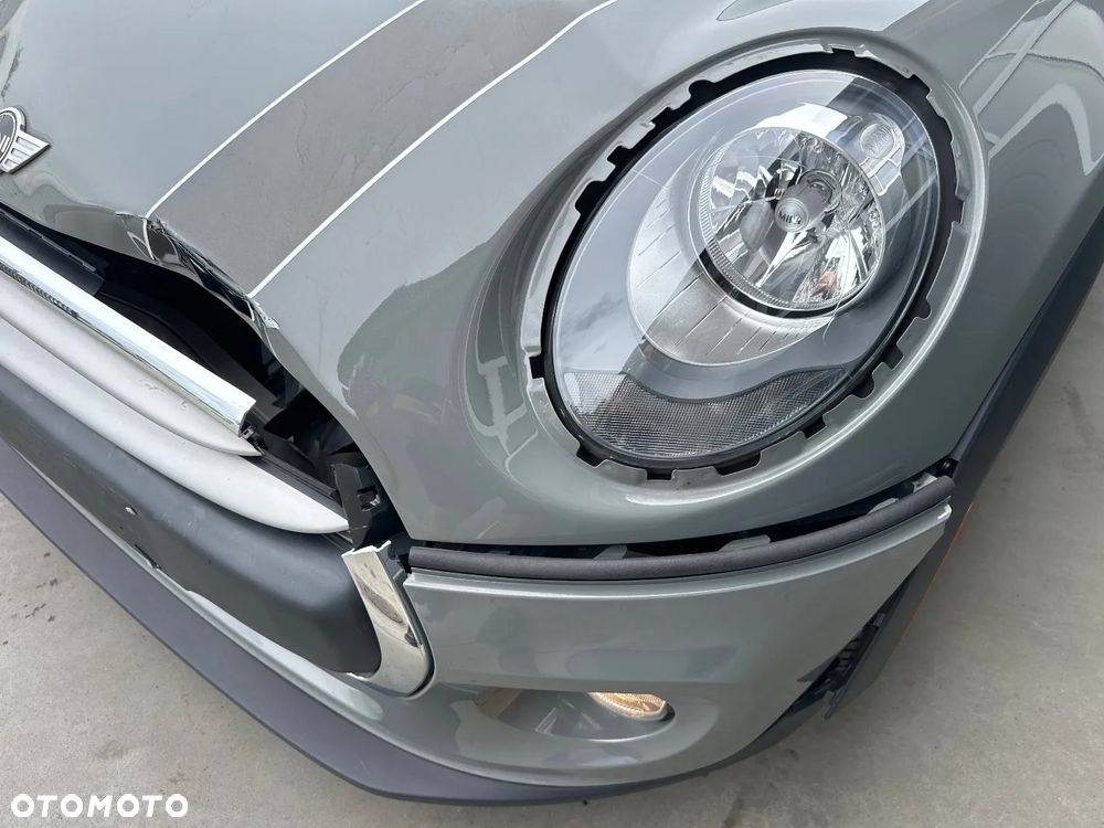 MINI Cooper Standard - 11