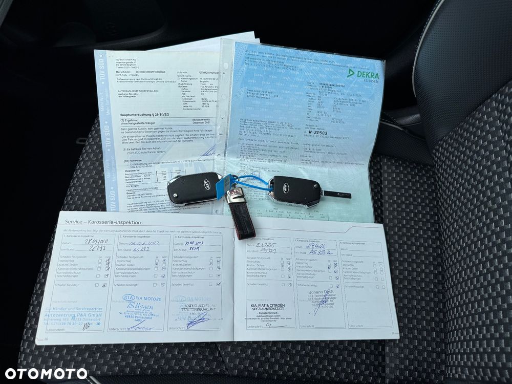 Kia Ceed 1.4 T-GDI DCT OPF GT Line - 34