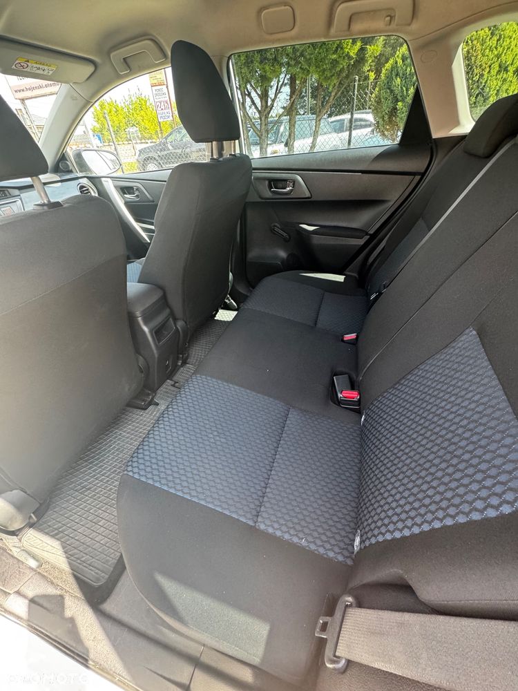 Toyota Auris 1.4 D-4D Active - 15
