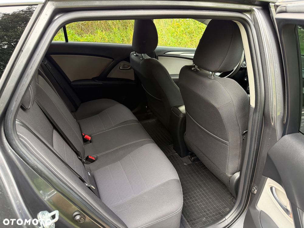 Toyota Avensis Touring Sports 1.8 Multidrive S Edition S+ - 10