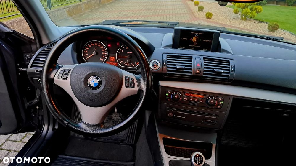 BMW Seria 1 116i - 14