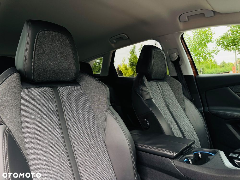 Peugeot 3008 BlueHDi 120 Stop & Start EAT6 Allure - 31