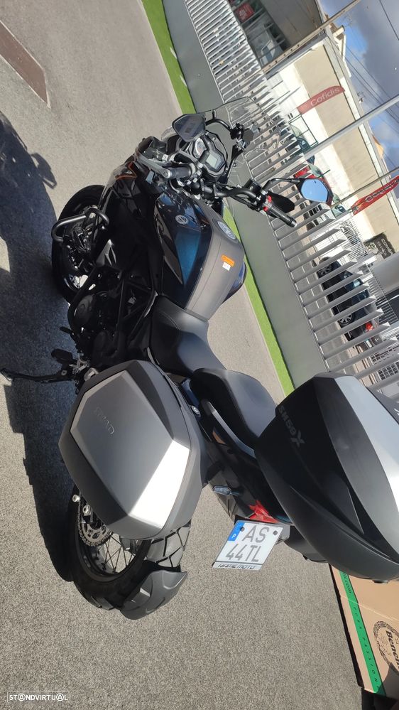 Benelli TRK 502 - 4