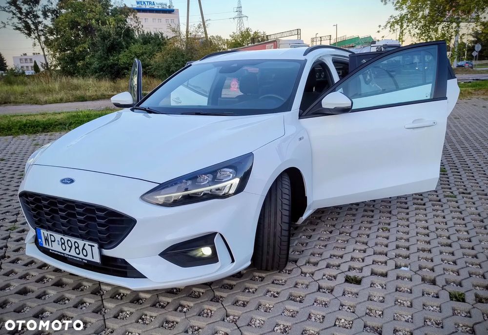 Ford Focus 2.0 EcoBlue ST-Line - 11