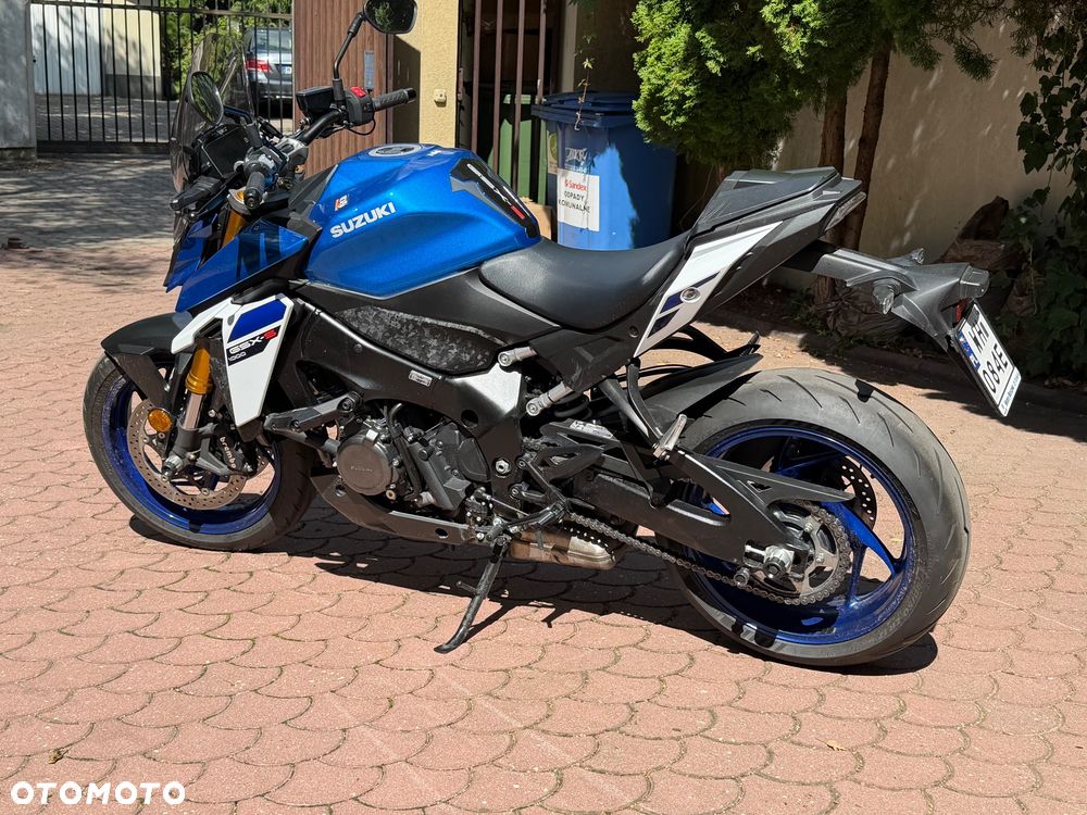Suzuki GSX 1000 - 7
