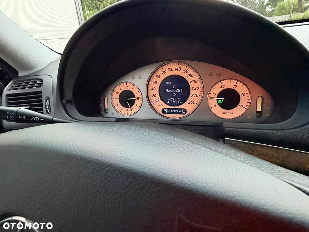 Mercedes-Benz Klasa E 320 CDI Avantgarde - 11