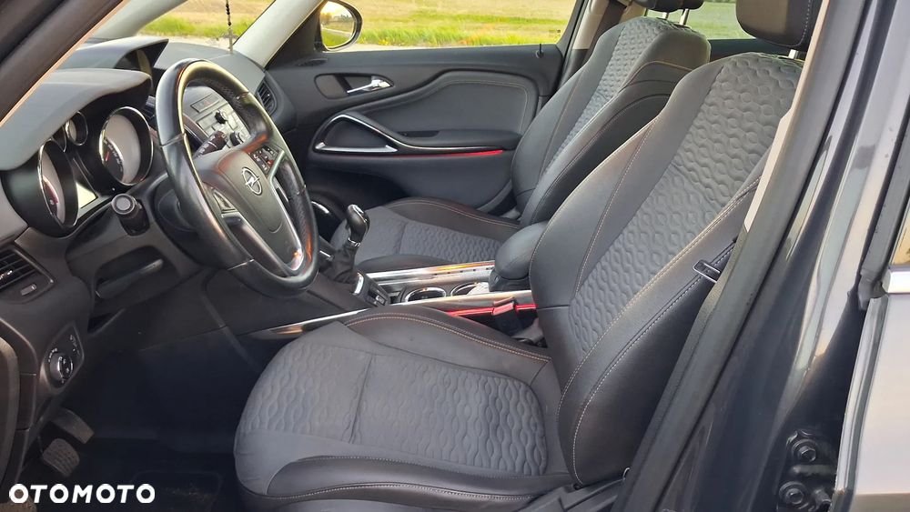 Opel Zafira - 9
