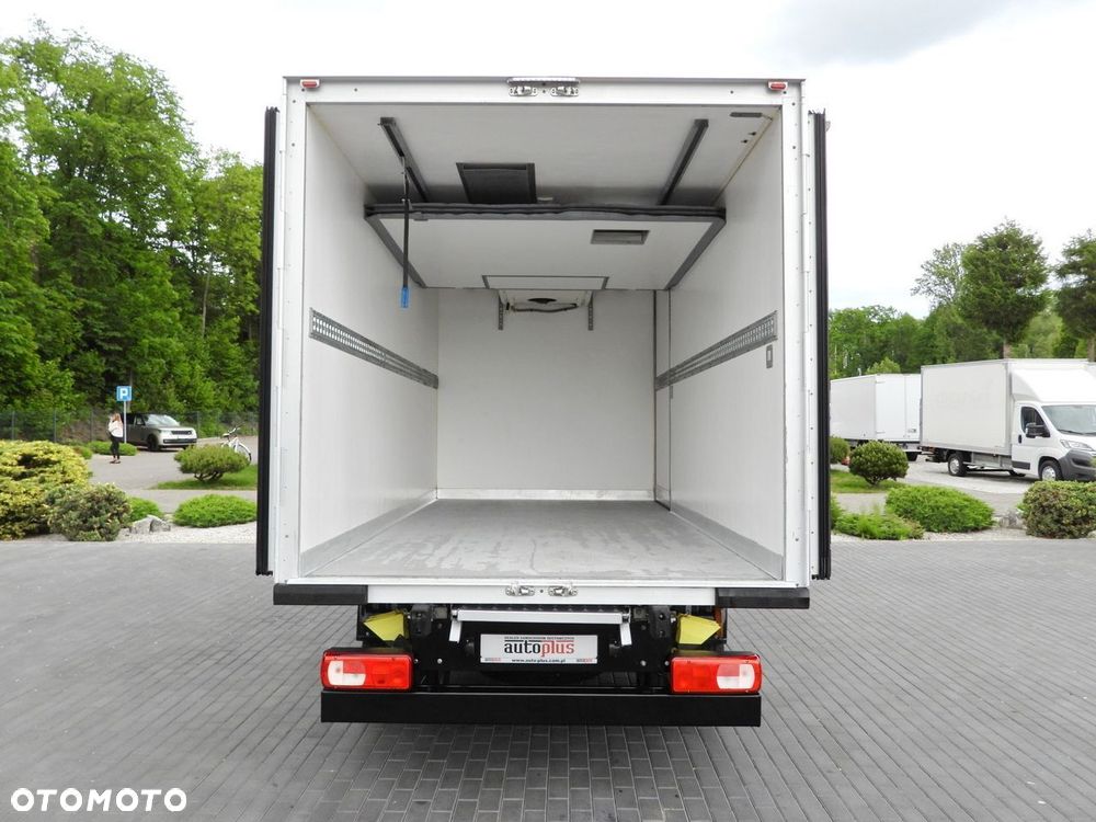 Volkswagen CRAFTER CHŁODNIA KONTENER -5*C 8 PALET BLIŹNIACZE KOŁA KLIMATYZACJA  180KM - 13