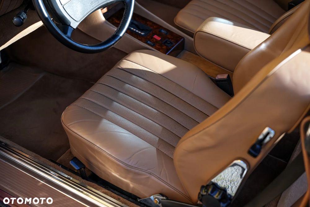 Mercedes-Benz SL - 33