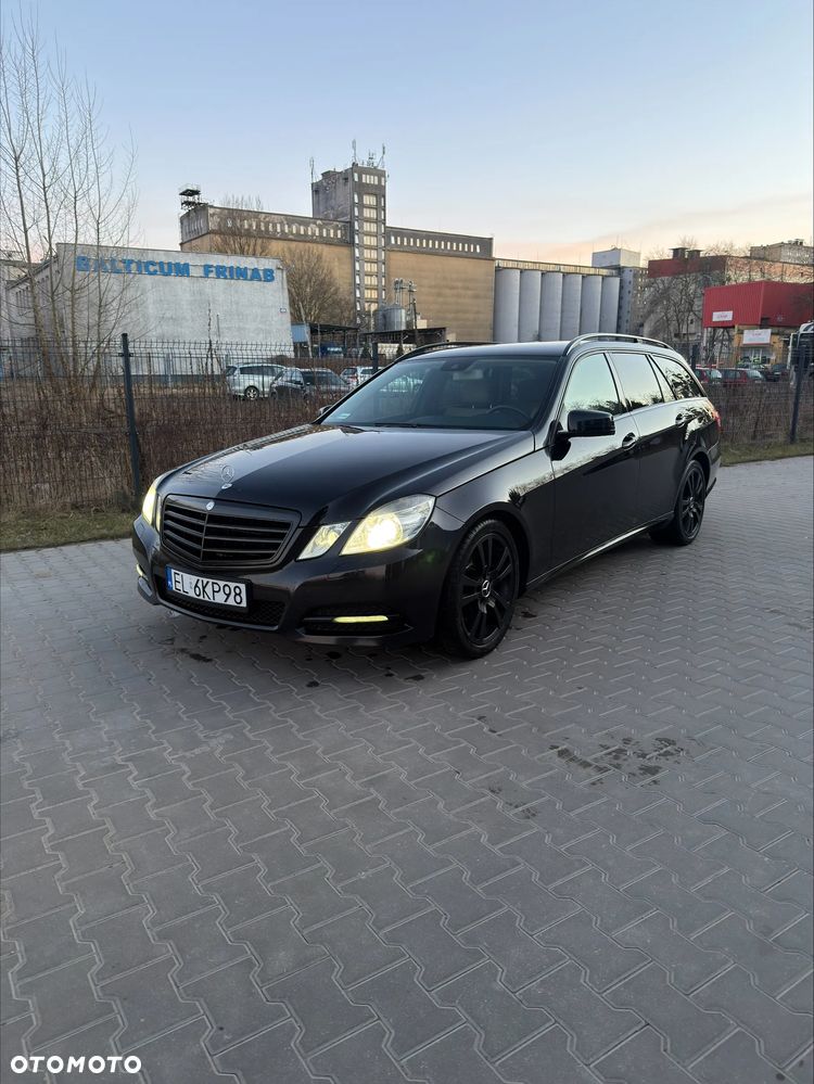 Mercedes-Benz Klasa E 350 CDI BlueEff Avantgarde - 5