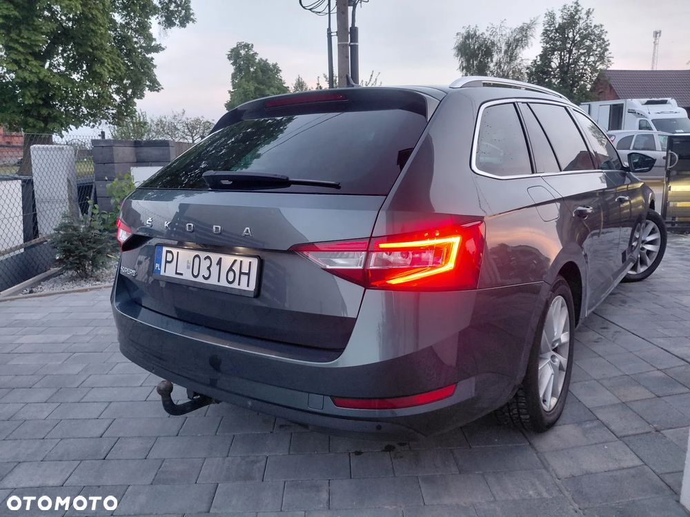 Skoda Superb 1.6 TDI Style DSG - 5