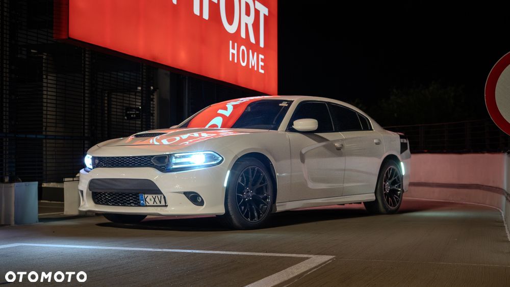 Dodge Charger - 1