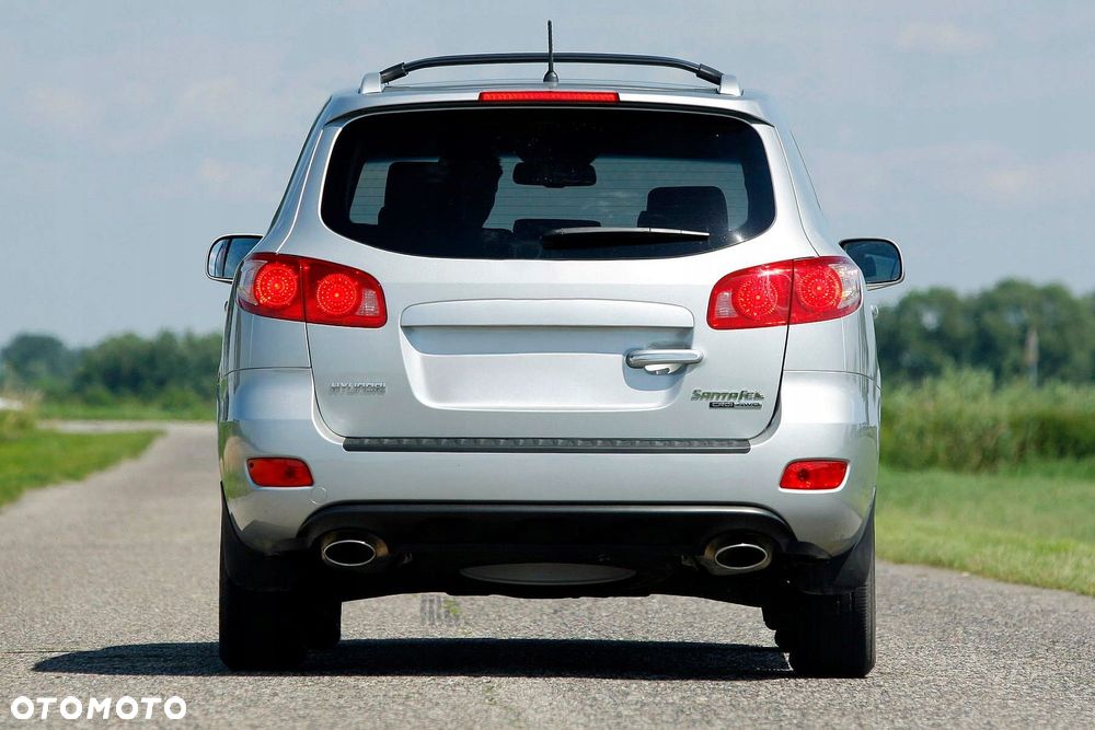 hyundai santa fe ii cm 2006-09 lampa przeciwmgielna tylna prawa 924092 - 2