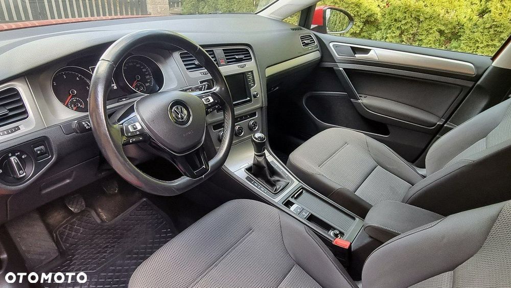 Volkswagen Golf - 12