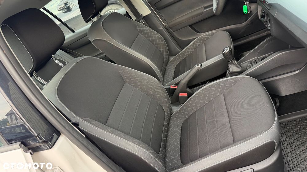 Skoda Fabia 1.0 Ambition - 29