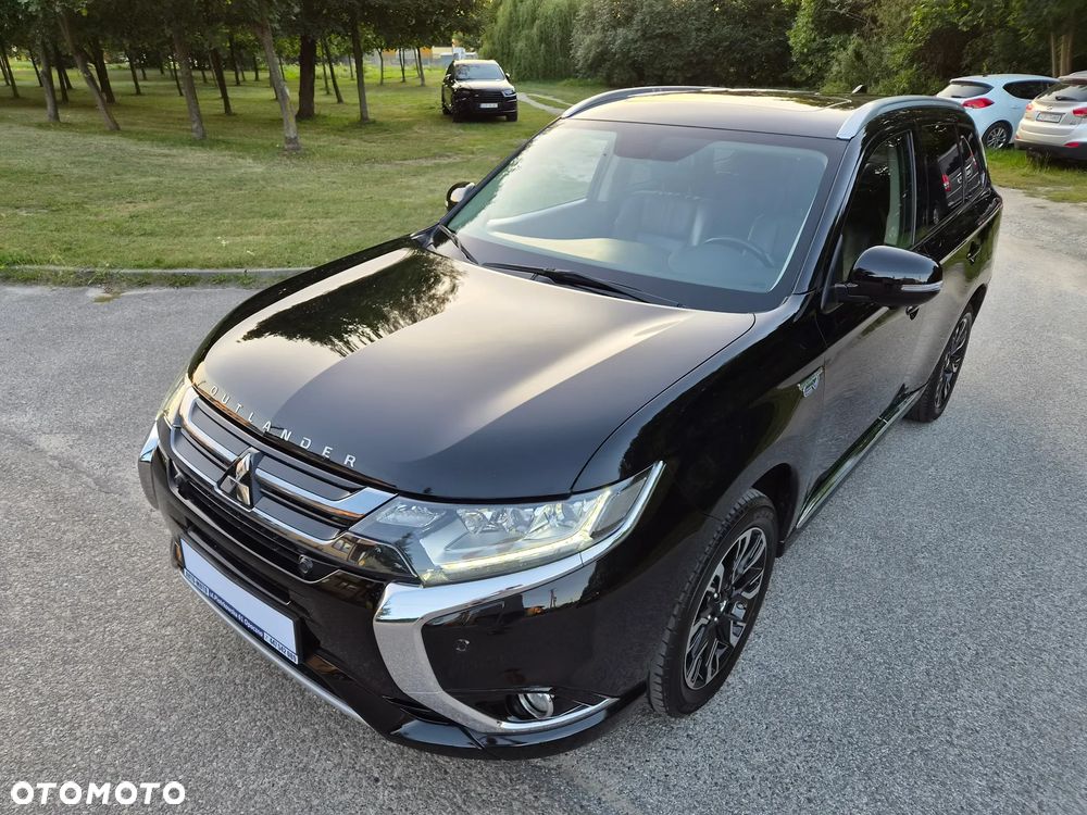 Mitsubishi Outlander - 9