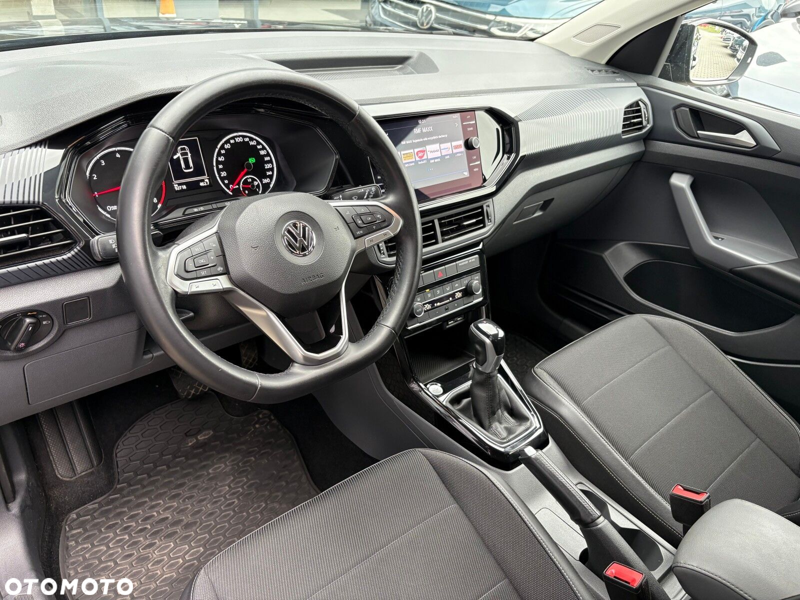 Volkswagen T-Cross - 11