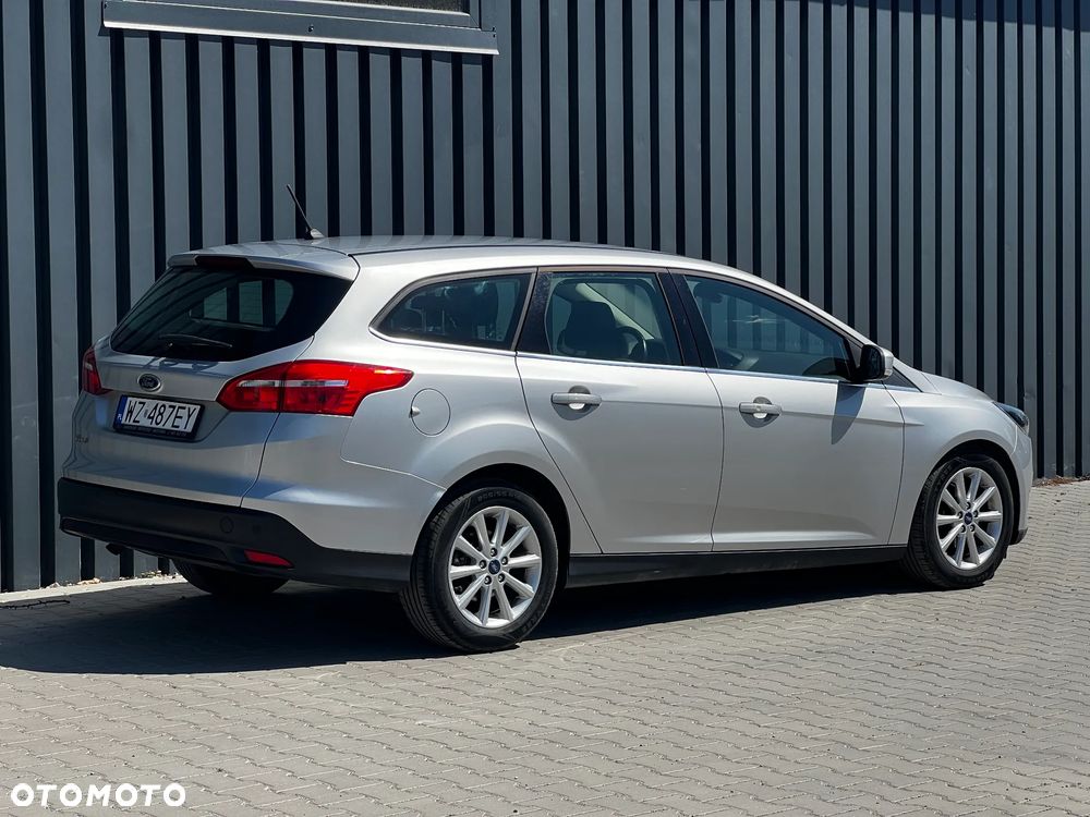 Ford Focus 1.5 TDCi Titanium PowerShift - 2