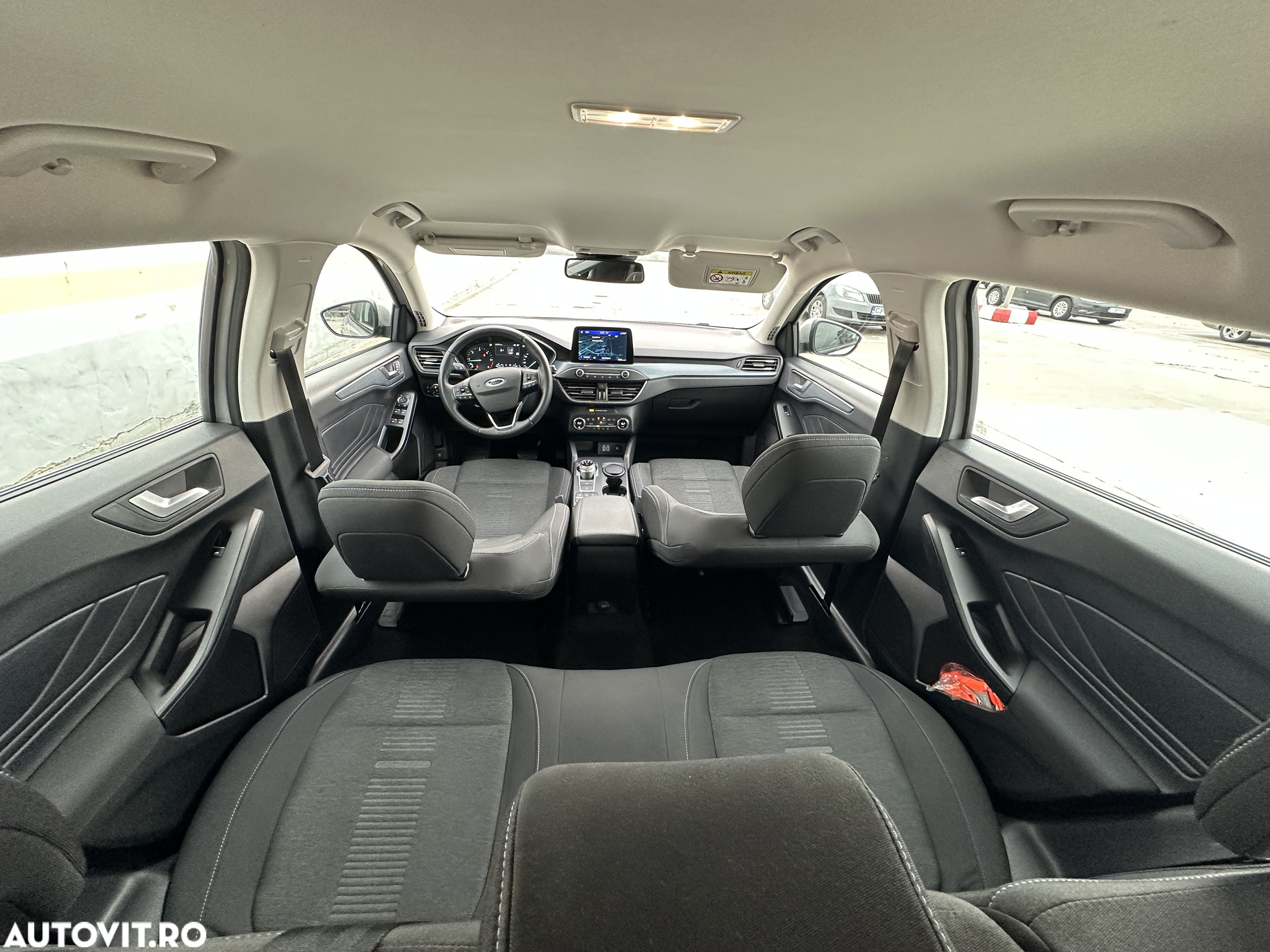 Ford Focus 2.0 EcoBlue Active Business - 9