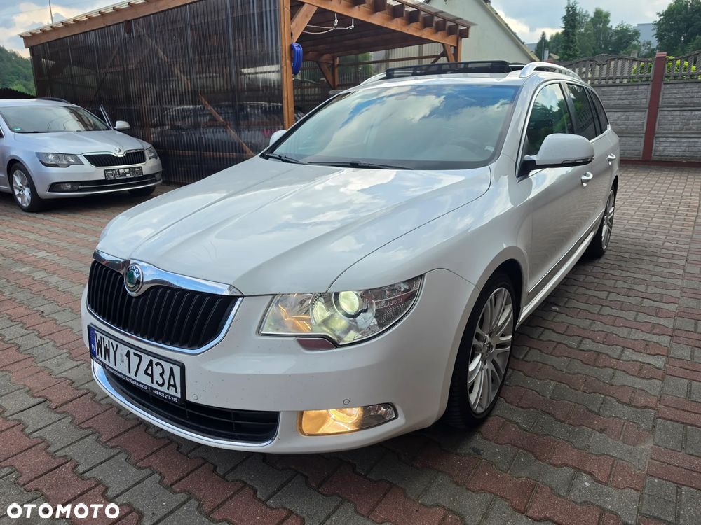 Skoda Superb 2.0 TDI Exclusive - 2