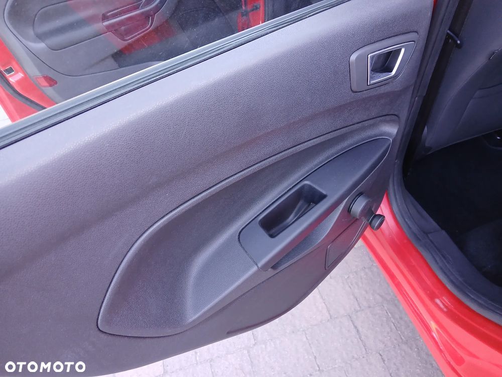Ford Fiesta 1.25 Silver X (Ambiente) - 12