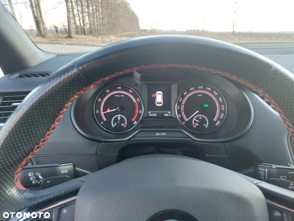 Skoda Octavia 2.0 TSI DSG RS 245 - 18
