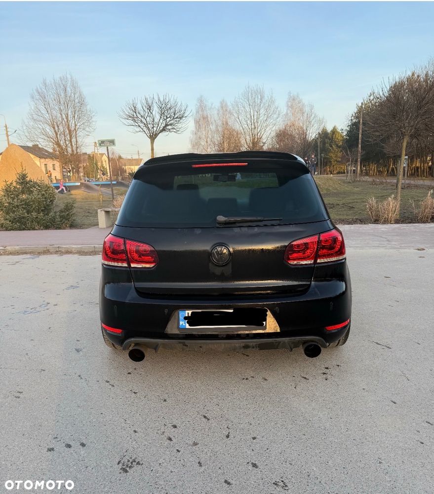 Volkswagen Golf - 9