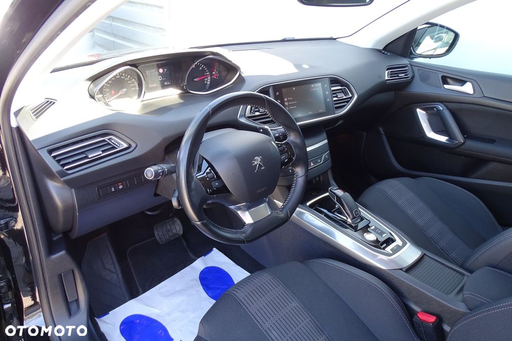 Peugeot 308 BlueHDi FAP 130 EAT8 Stop & Start GT Pack - 20