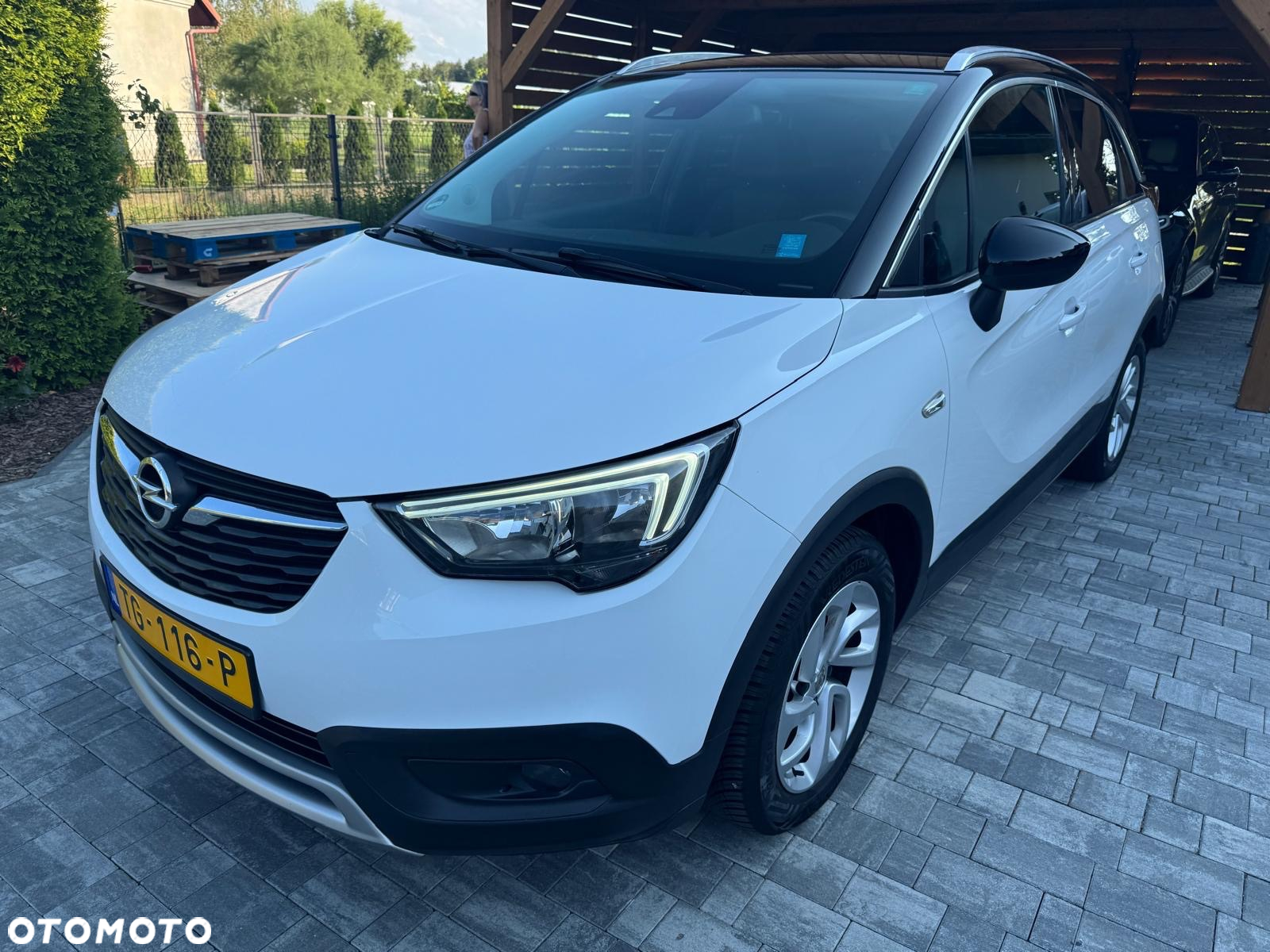 Opel Crossland X 1.2 Innovation - 22