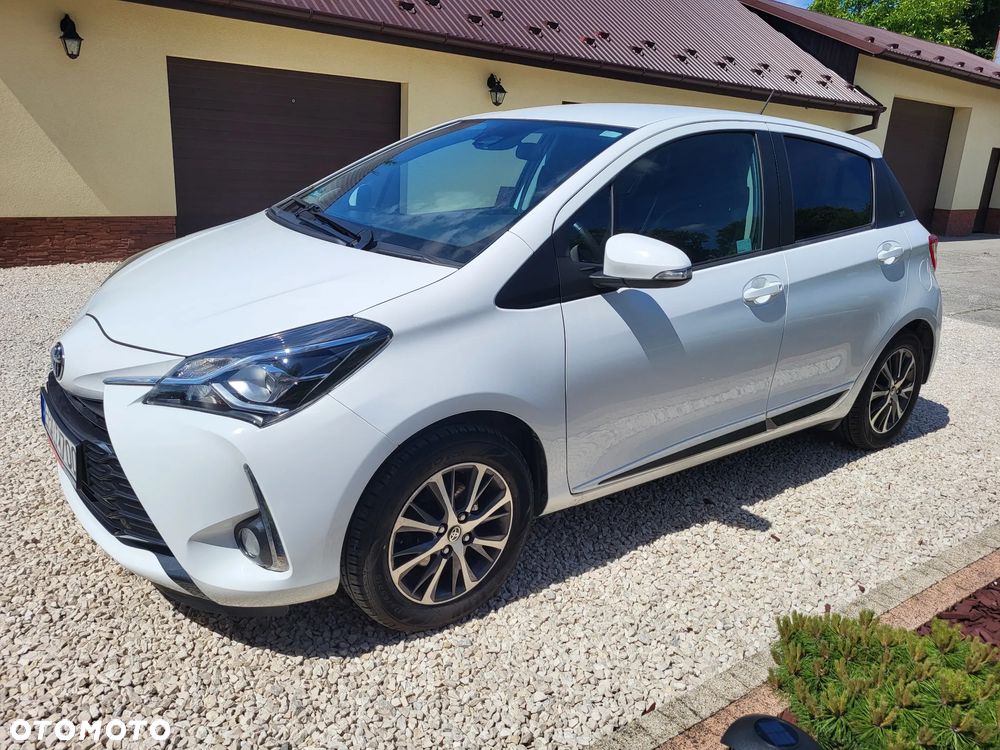 Toyota Yaris 1.5 Premium - 2