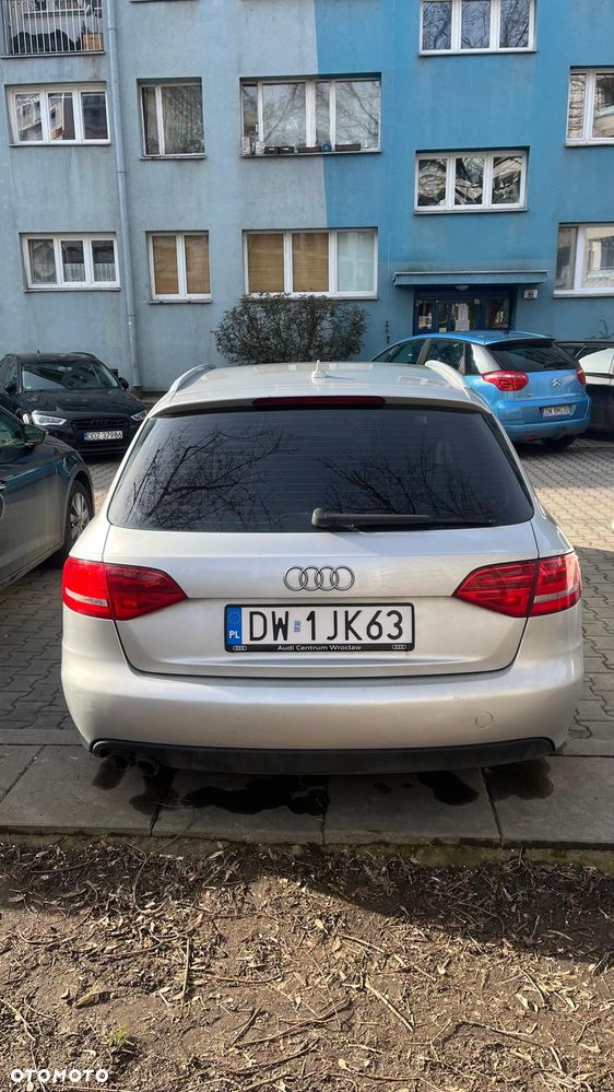Audi A4 Avant 2.0 TDI - 4