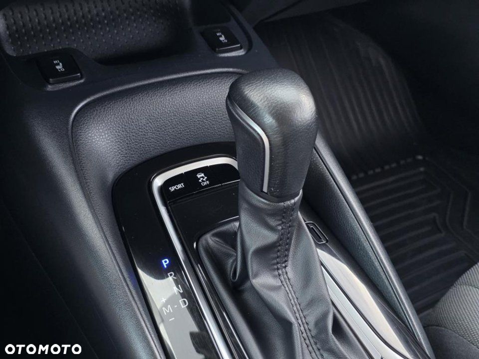 Toyota Corolla - 30
